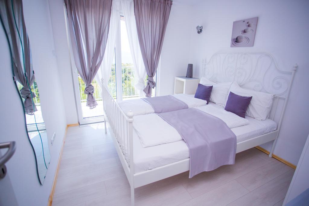 Apartments Lavarin Novi Vinodolski Zewnętrze zdjęcie
