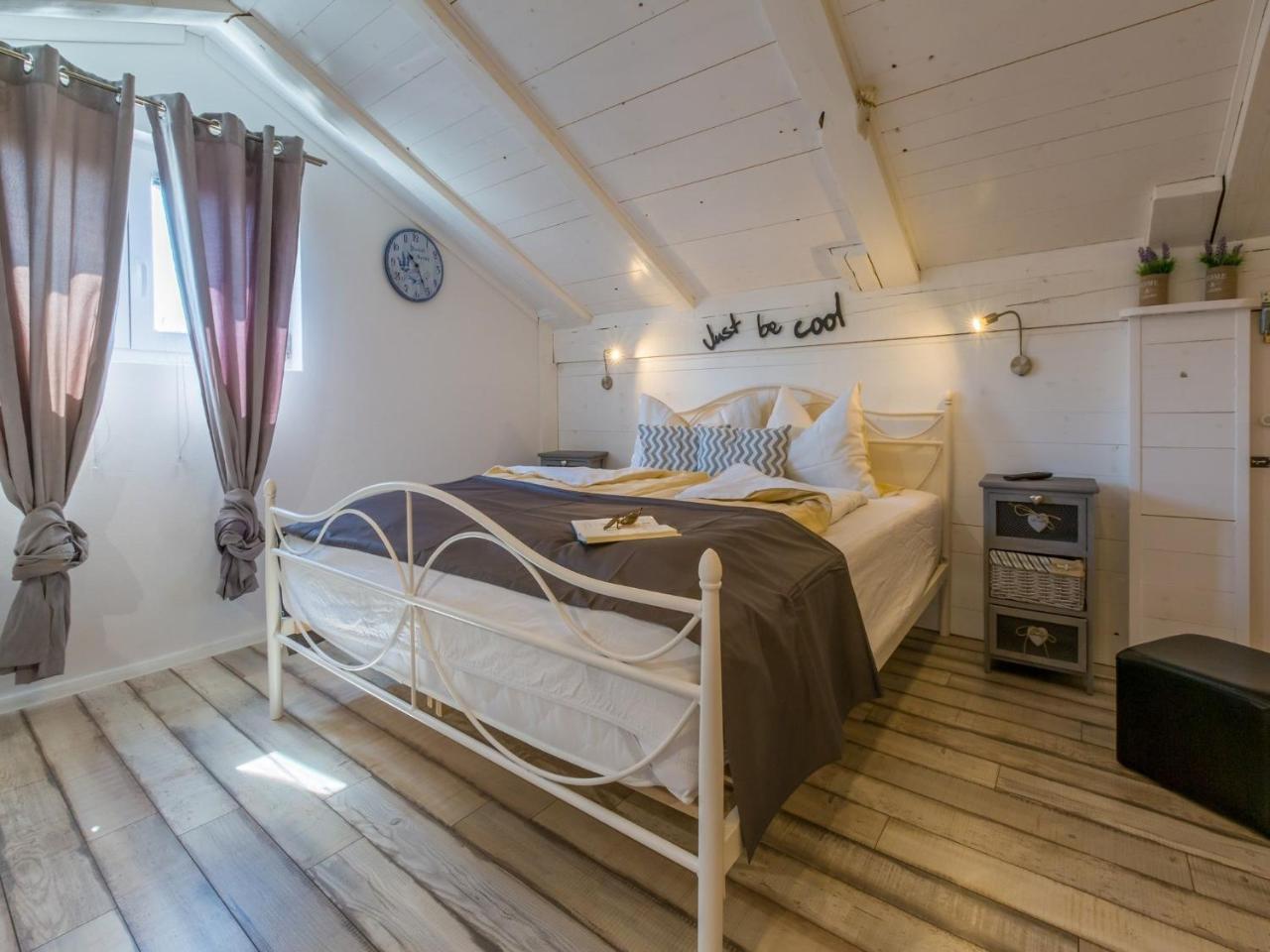 Apartments Lavarin Novi Vinodolski Zewnętrze zdjęcie