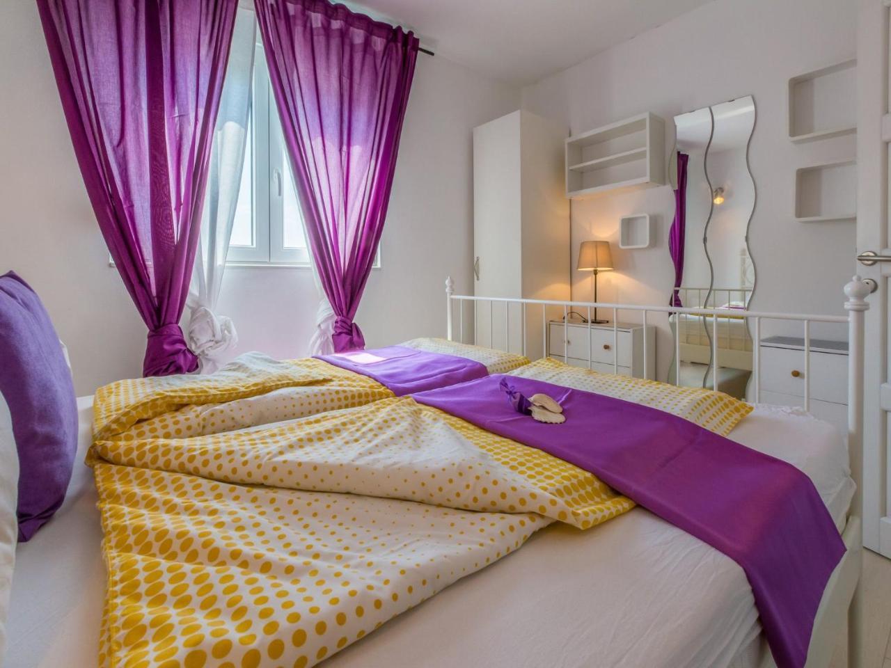 Apartments Lavarin Novi Vinodolski Zewnętrze zdjęcie