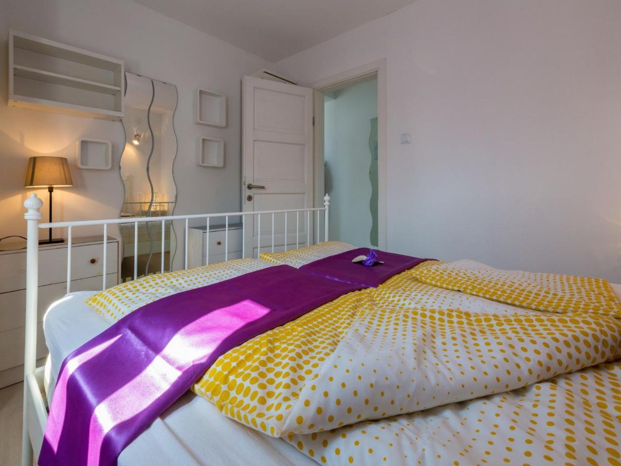 Apartments Lavarin Novi Vinodolski Zewnętrze zdjęcie